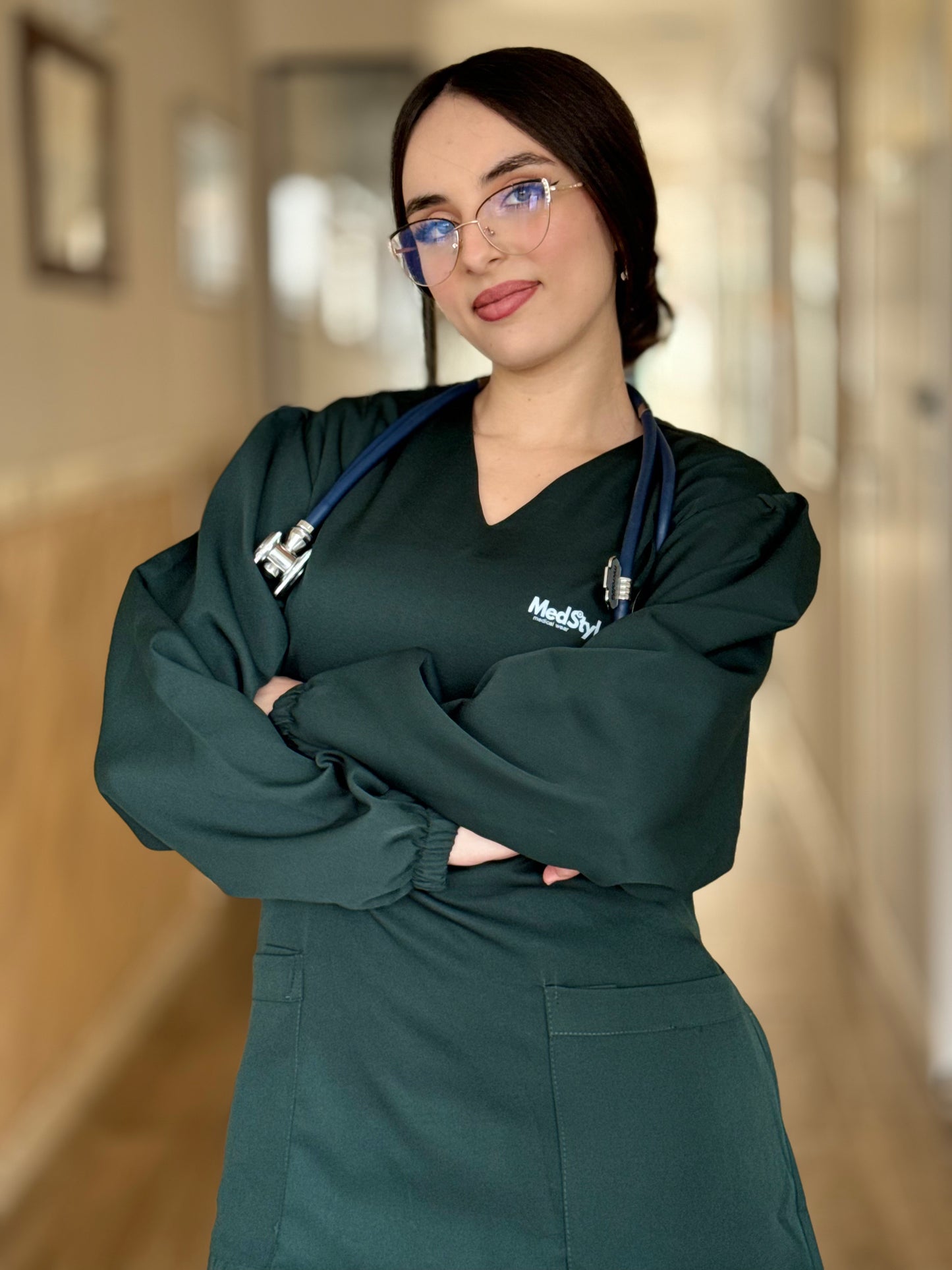 TENUE MEDICALE  MOYENNE VERT BOUTEILLE - COLLECTION SERENA