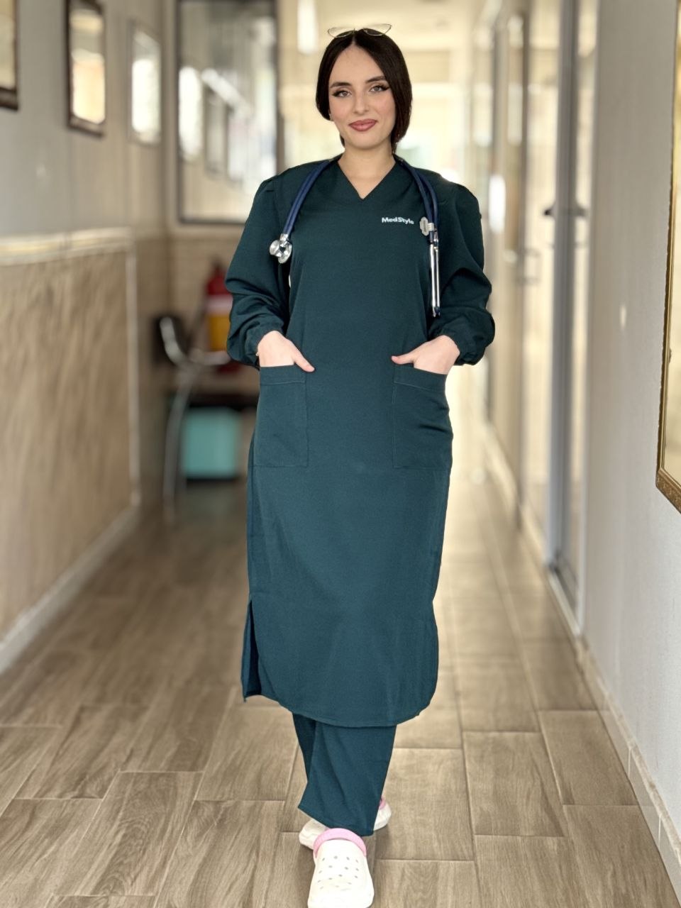 TENUE MEDICALE  LONGUE VERT BOUTEILLE - COLLECTION SERENA